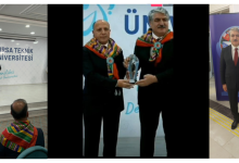 Photo of Merkez Başkanımız Sn. Prof. Dr. Özcan Güngör’e “Cemil Meriç Sosyoloji Ödülü” Takdim Edildi!